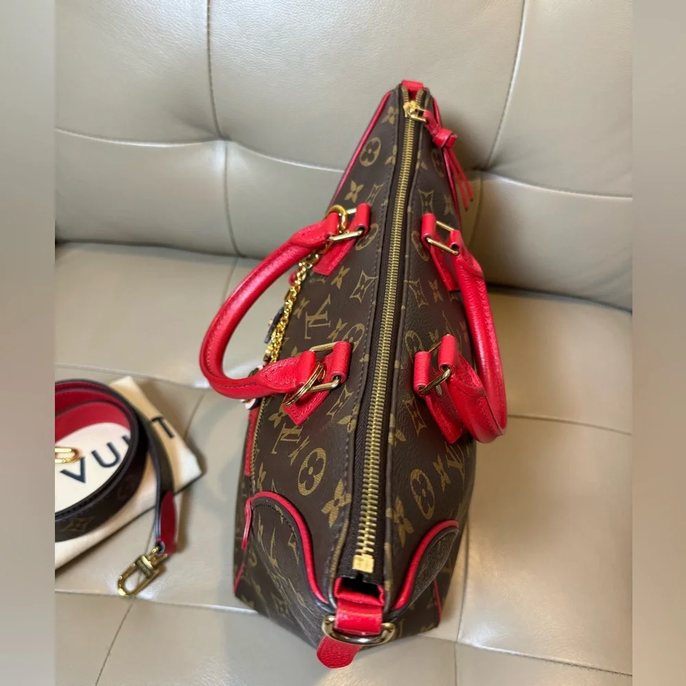 Louis Vuitton Tournelle PM Monogram - Picture 5 of 15